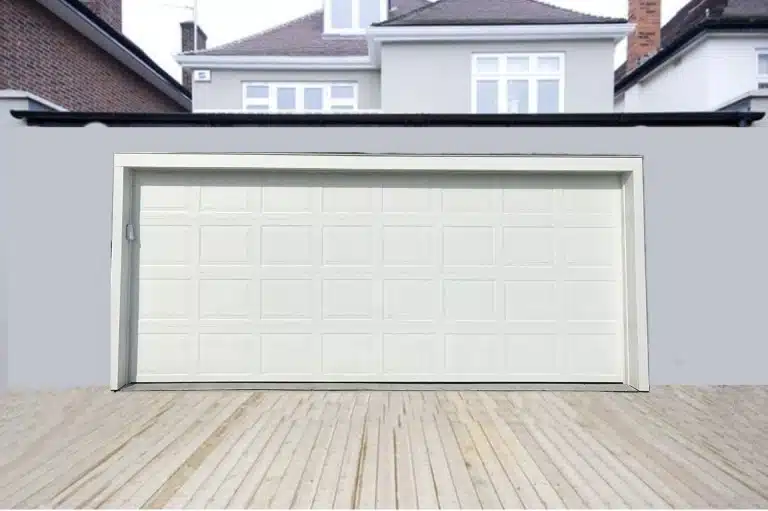 garage door before costomizing